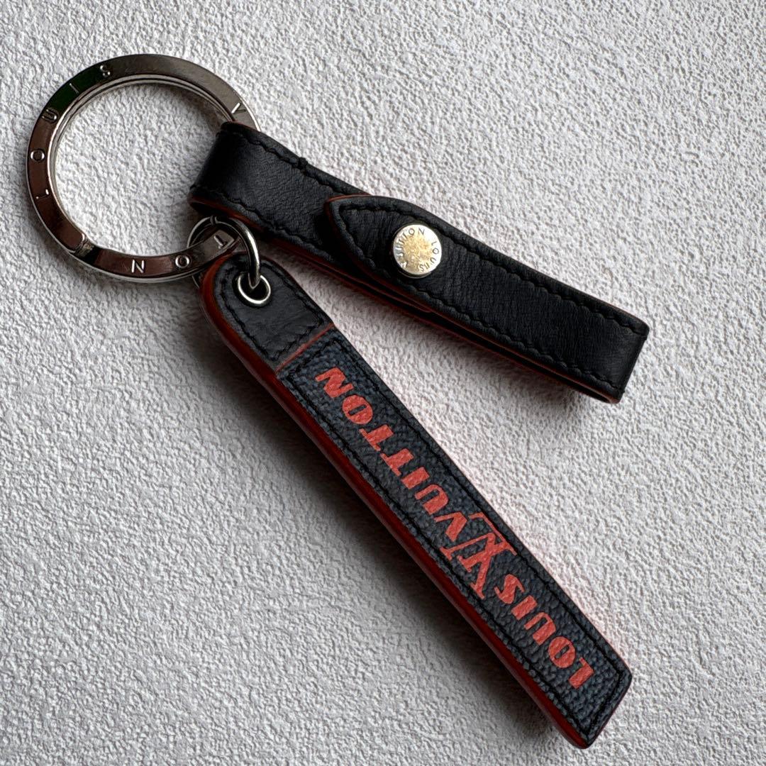 LOUIS VUITTON Keyring ヴィトンキーホルダー　M67776