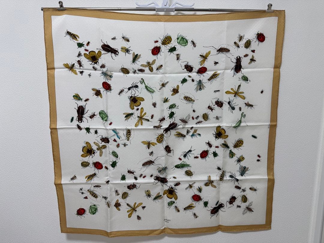 HERMES エルメス カレ90 昆虫柄 スカーフ シルク