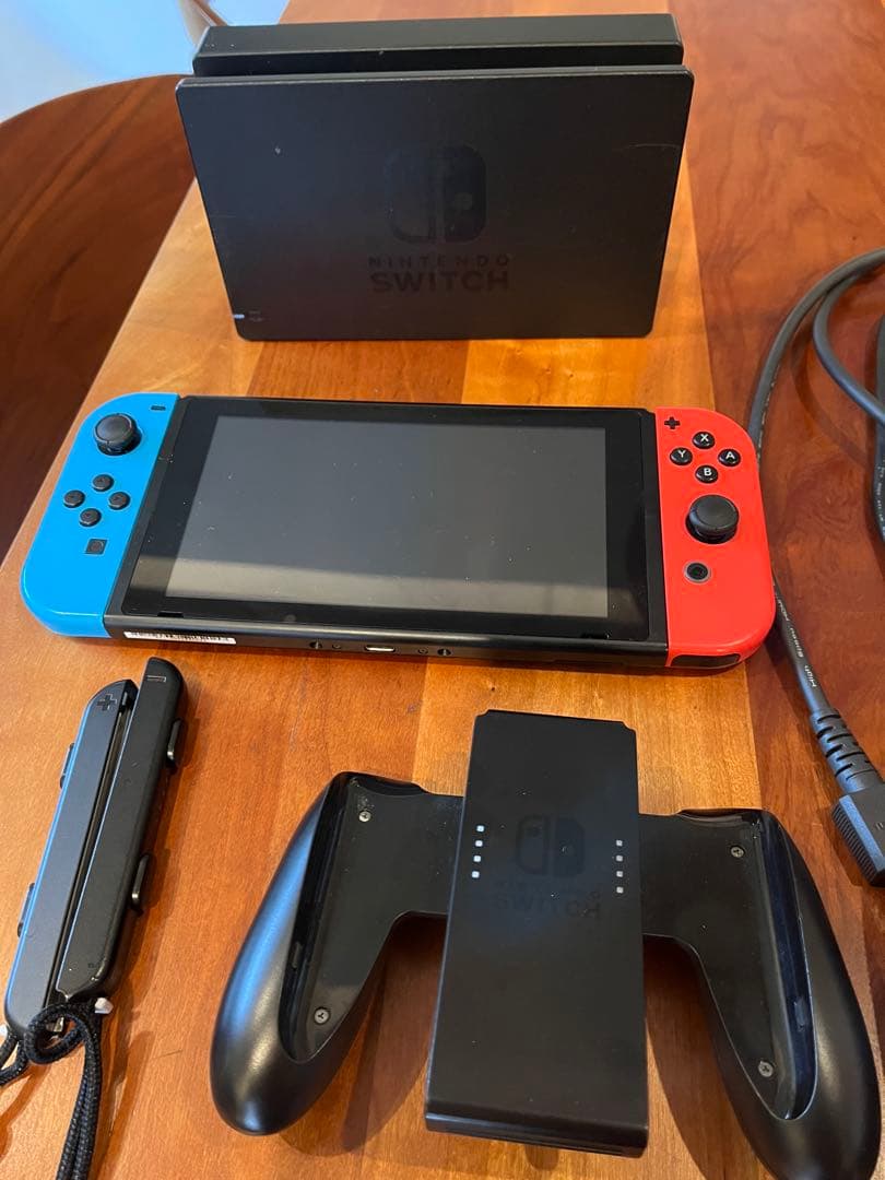 Nintendo Switch 本体 /青　赤/箱無し