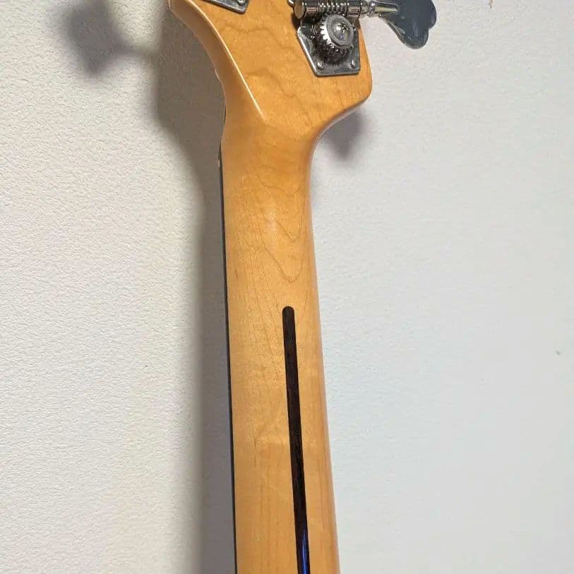 5弦 Squier classic vibe 70's Jazz Bass