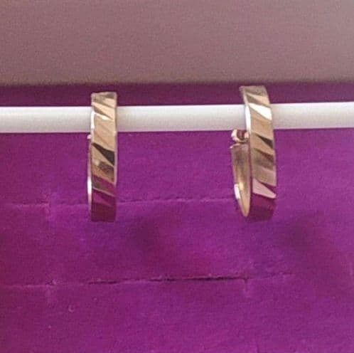 ツツミ k10イエローゴールド フープピアス