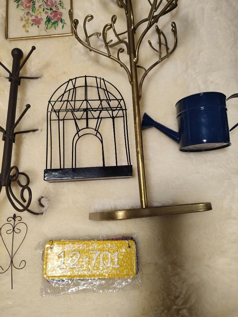 金属製ツリー型スタンドとミニジョウロのセット