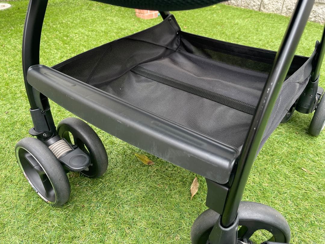 ベビーカー　アップリカ　オプティアクッショングレイス　ネイビー