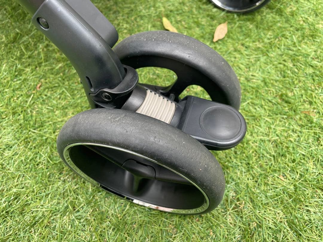 ベビーカー　アップリカ　オプティアクッショングレイス　ネイビー