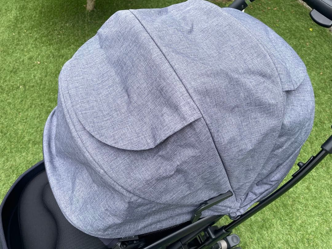 ベビーカー　アップリカ　オプティアクッショングレイス　ネイビー