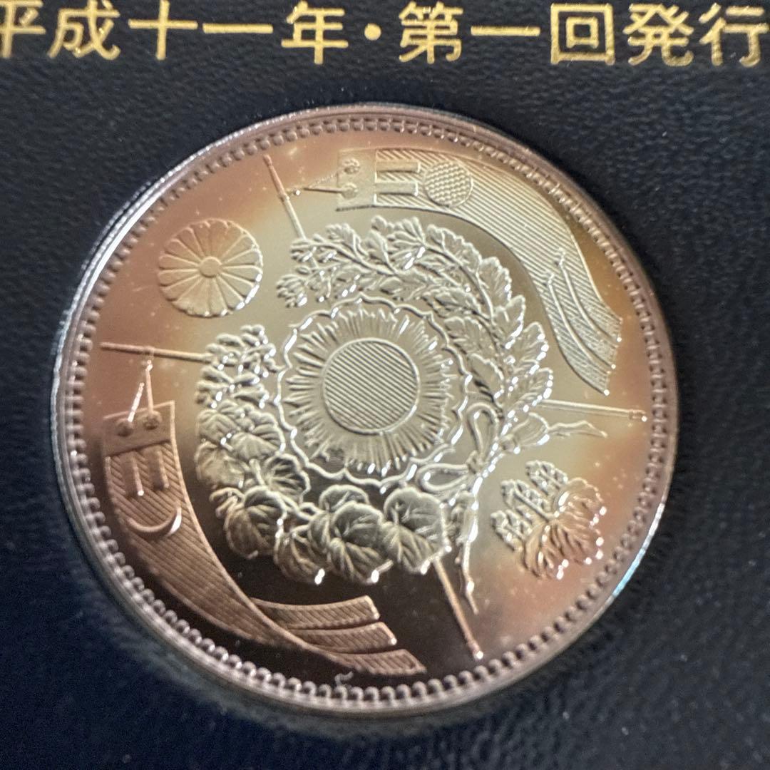 ま*ル様 明治・旧二十圓金貨意匠純銀製徽章