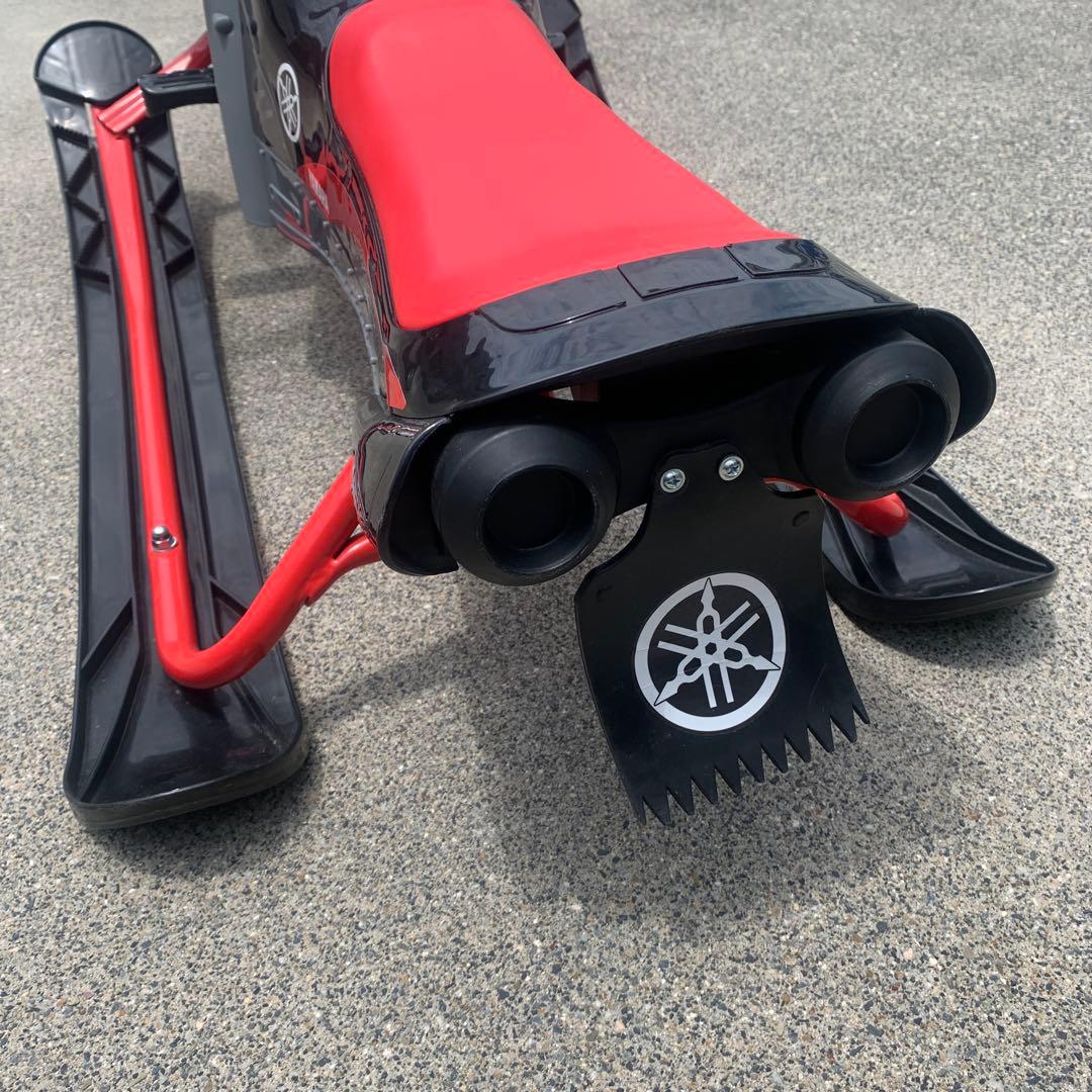 ヤマハ　スノーモービル型　ソリ　子供用