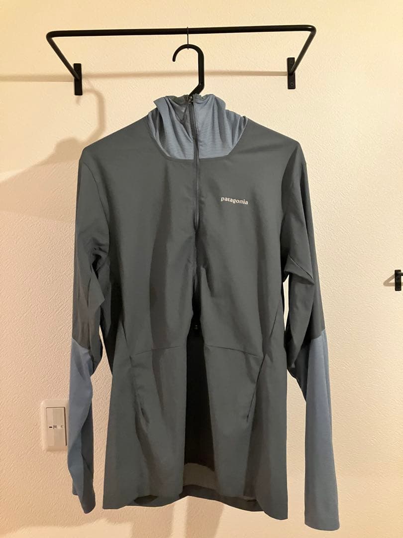 patagonia フルジップウィンドブレーカー グレー