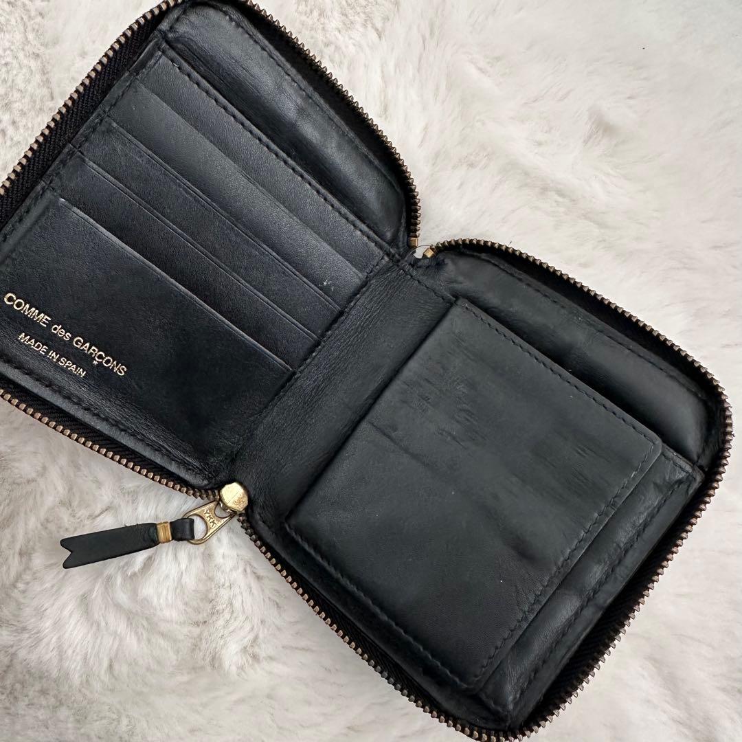 COMME des GARÇONS ブラックレザー二つ折り財布