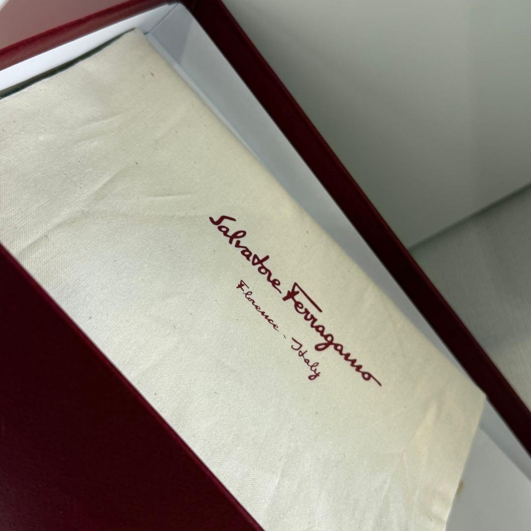 Ferragamo CAPUA85T 黒パンプス 5 1/2C