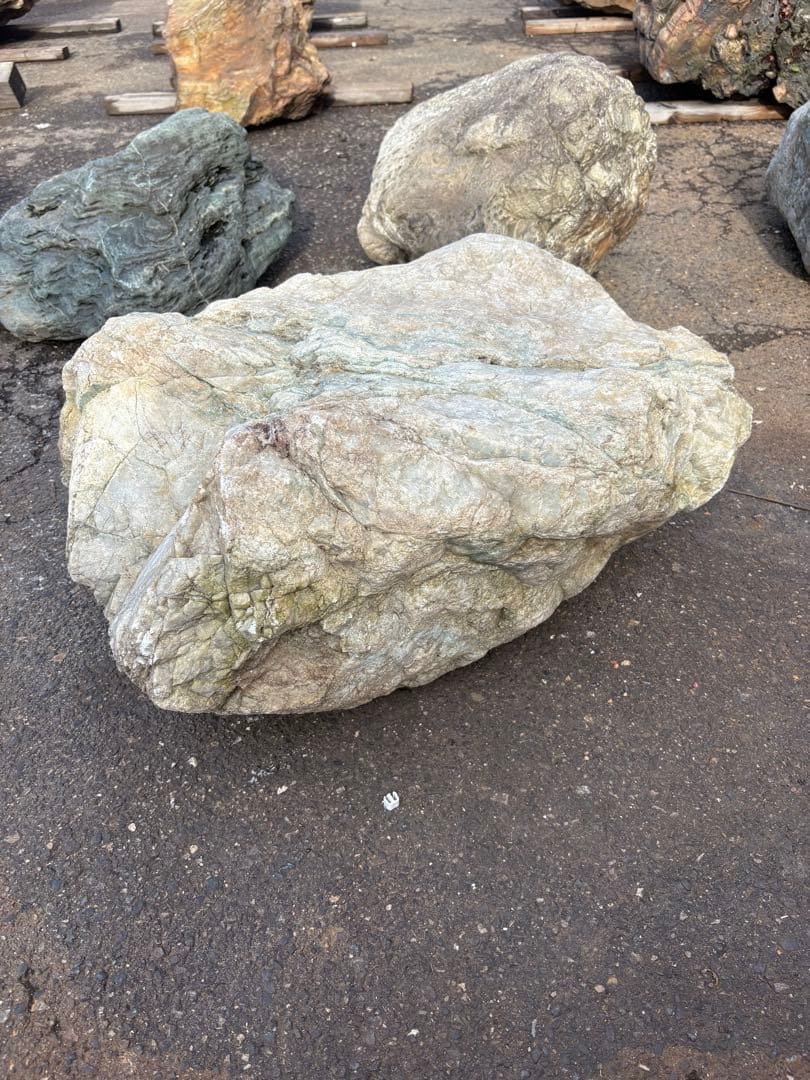 小滝川由来 天然石 庭石 90cm級 真贋不明