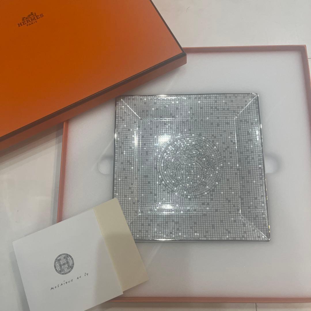Hermès モザイクデザイン トレイ