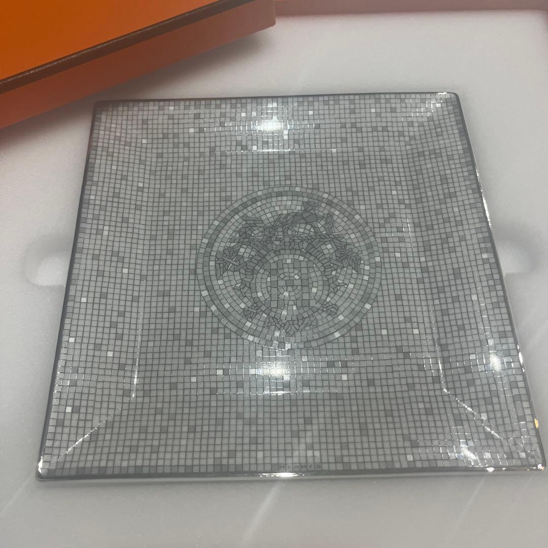 Hermès モザイクデザイン トレイ