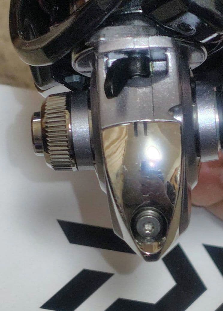 Daiwa スピニングリール　15紅牙MX2508PE-H 取扱説明書付き