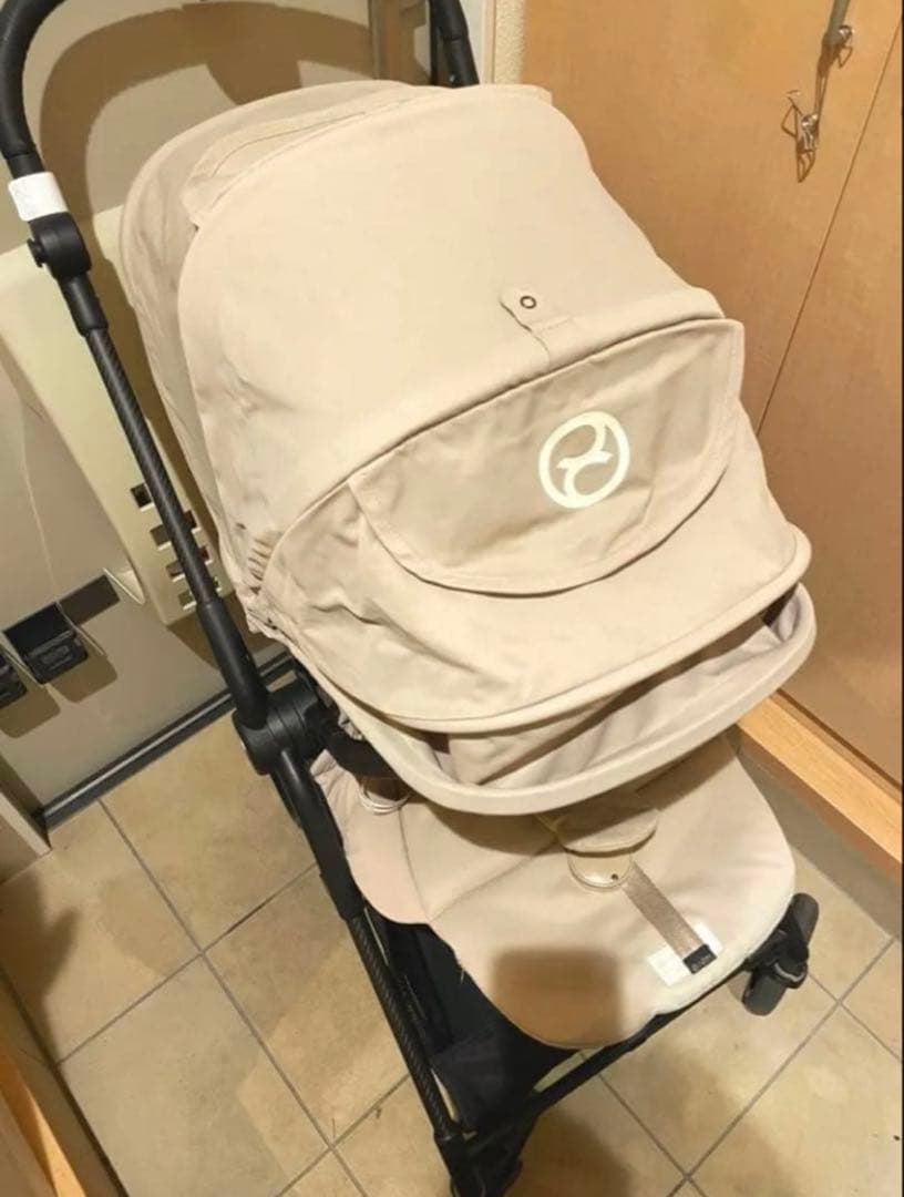 サイベックス　メリオカーボン2023モデル シーシェルベージュ両対面式コンパクト