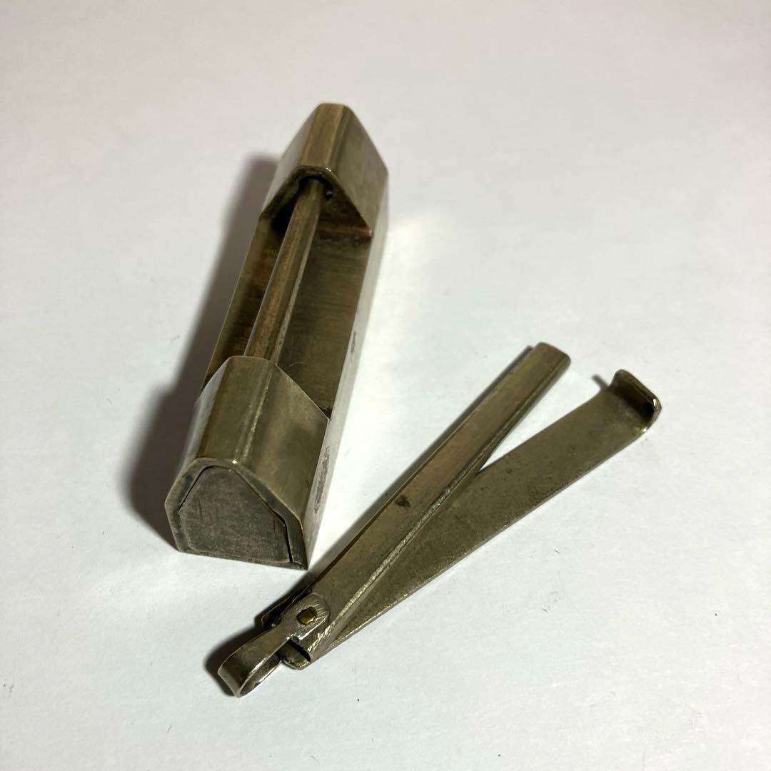 解錠試してみて下さい（その２）「解錠方法が特徴的な李朝銘入り骨董錠前」