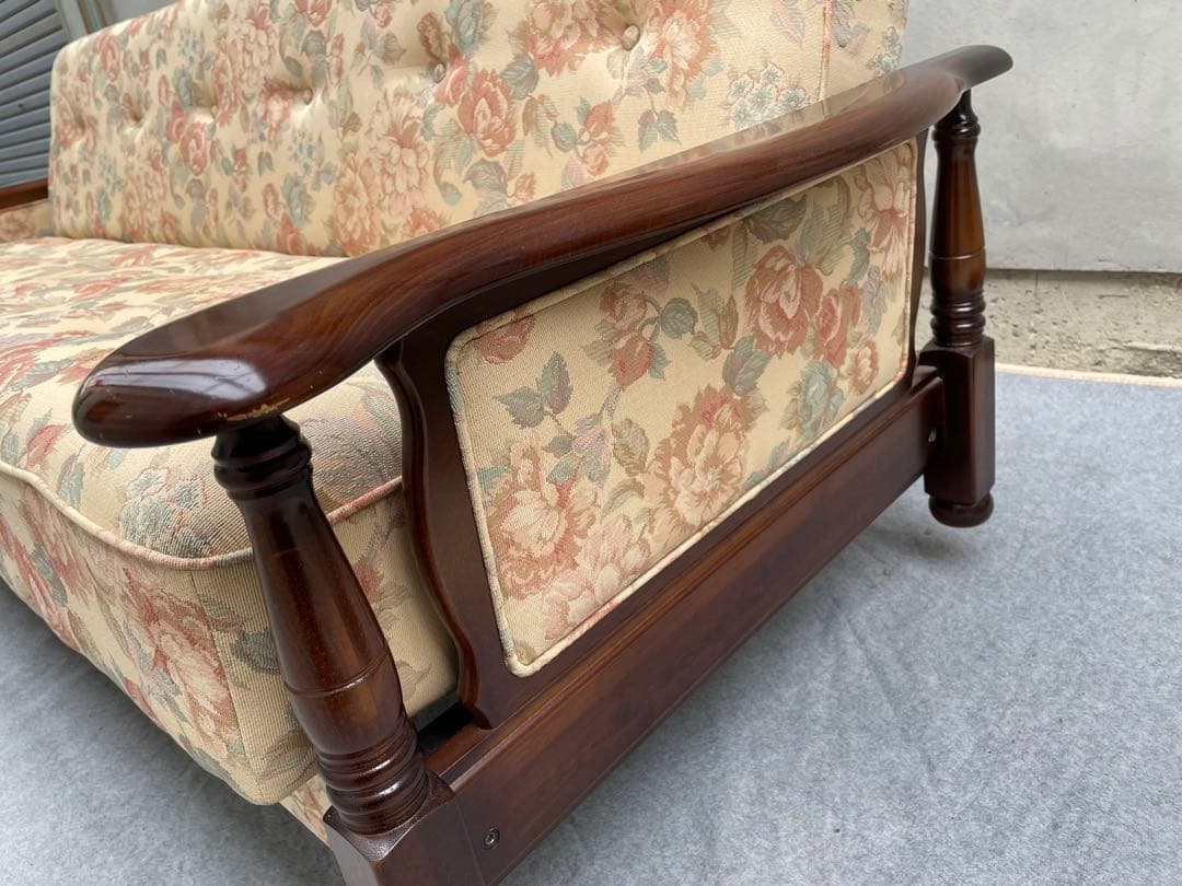 美品　カリモク　コロニアル　ソファベッド　花柄　3人掛け