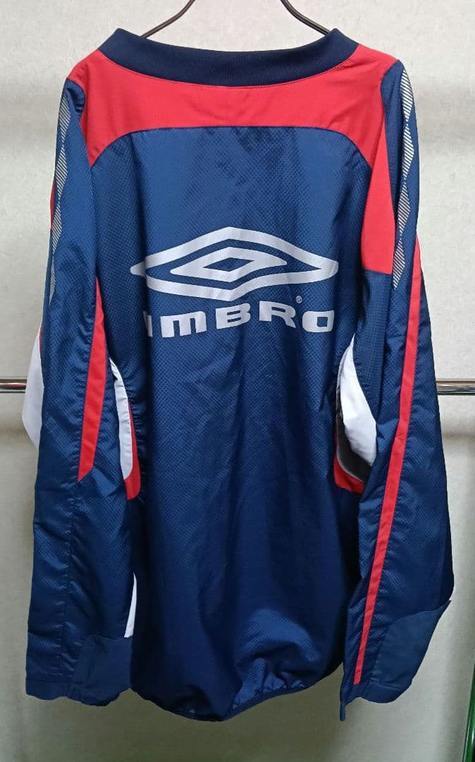 アンブロ製！ 柏レイソル 支給品no.13 長袖トレーニングピステ ネイビー