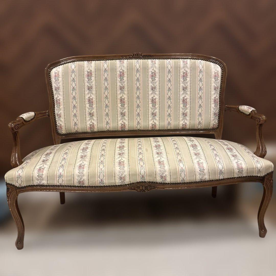 ロココ調　 イタリア　クラシック　猫脚　２人掛けソファ　アームチェア　ラブソファ