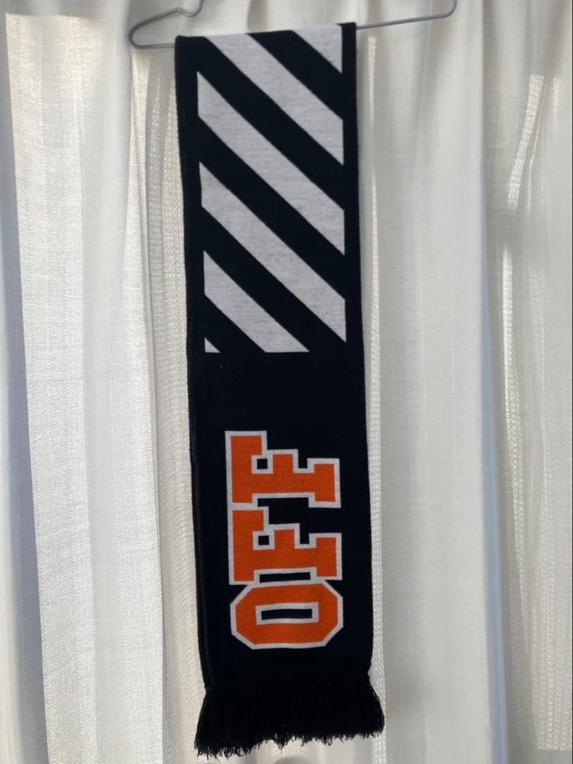 Off White マフラー