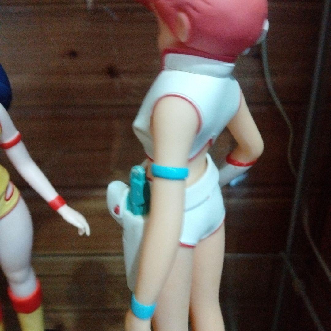 ダーティペア　ユリ　ケイ　フィギュア　ソフビ