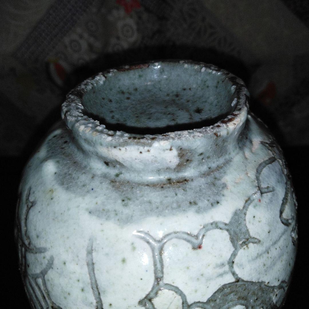 NO406 粉青沙器　魚絵壺　韓国陶器