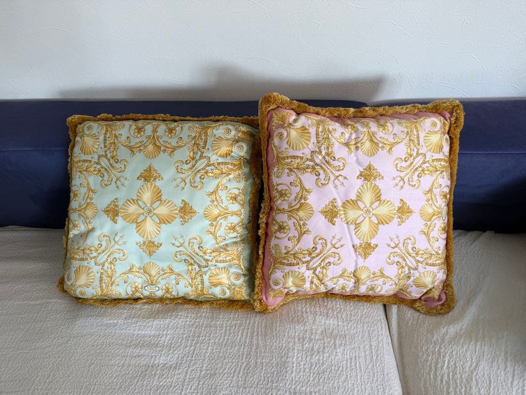 VERSACE ヴェルサーチ  クッション 2点セット ネオバロック