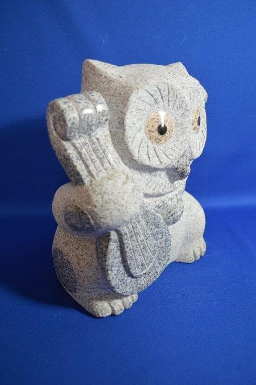 【新品】招きふくろう・弁財天　高さ24㎝／石像　石材　置物　フクロウ　七福神