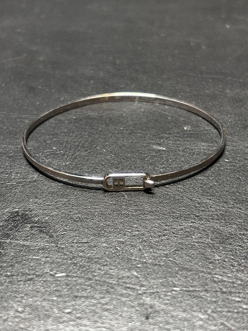 タテオシアン　シルバー　バングル