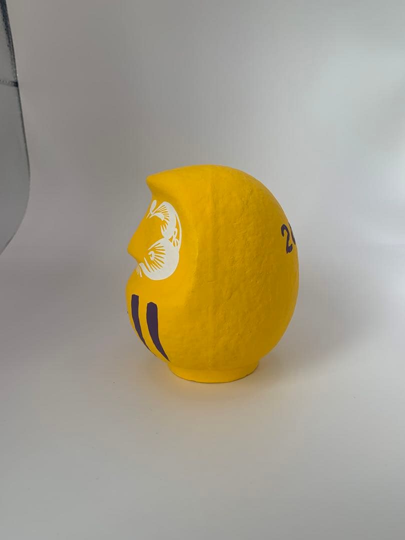 黄色のダルマ 2025年