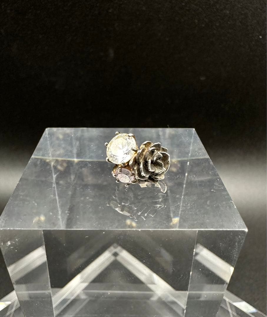 K*様 赤西着　janji rose ローズピアス　バラ　薔薇　kat-tun