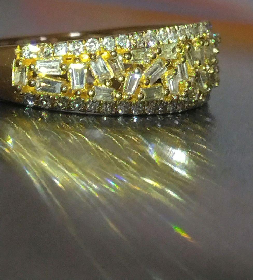 【ご奉仕価格】k18テーパー&ブリリアントカット天然ダイヤモンドパヴェ指輪