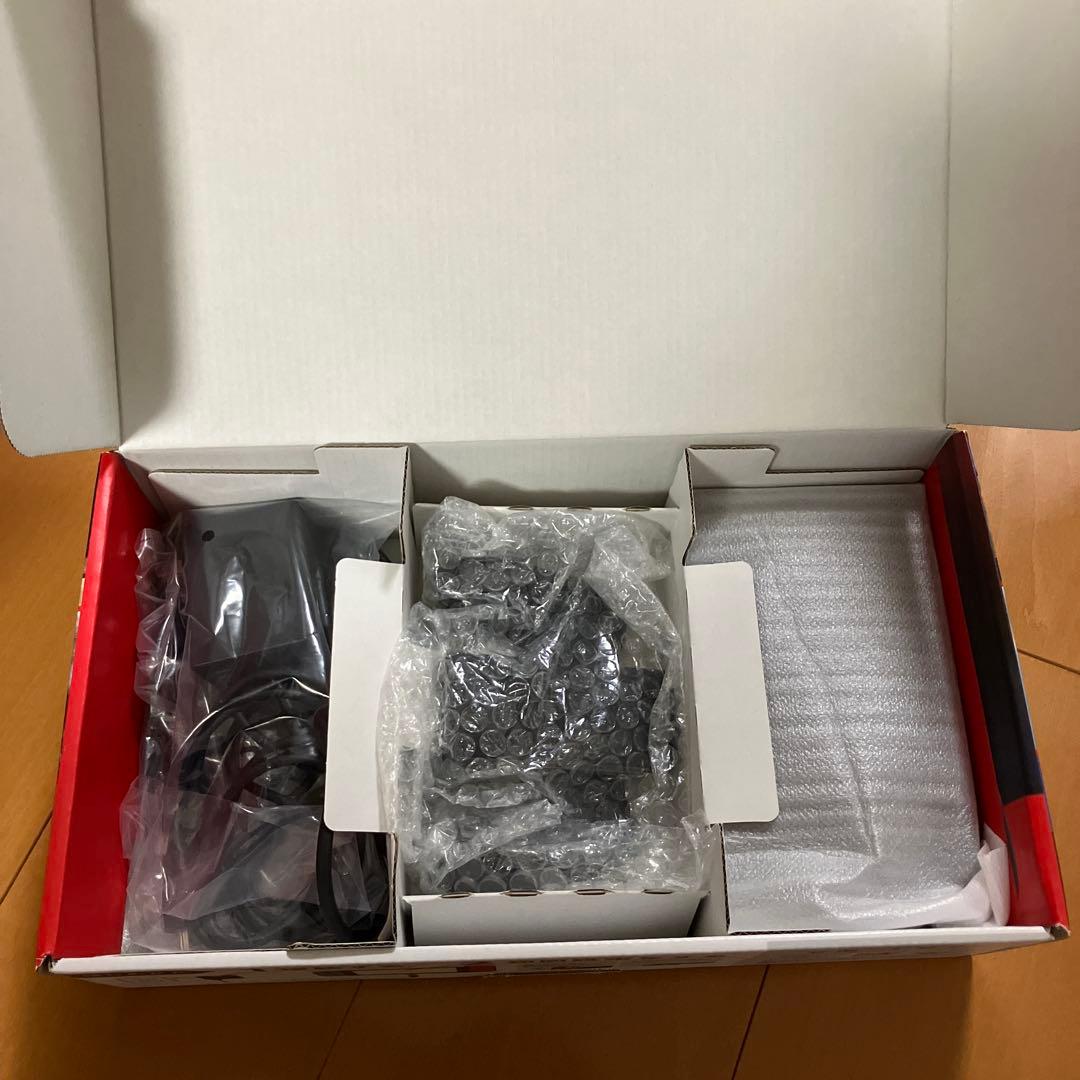 ち*ん様 Nintendo Switch 本体 付属品ついてます ケースも付けま