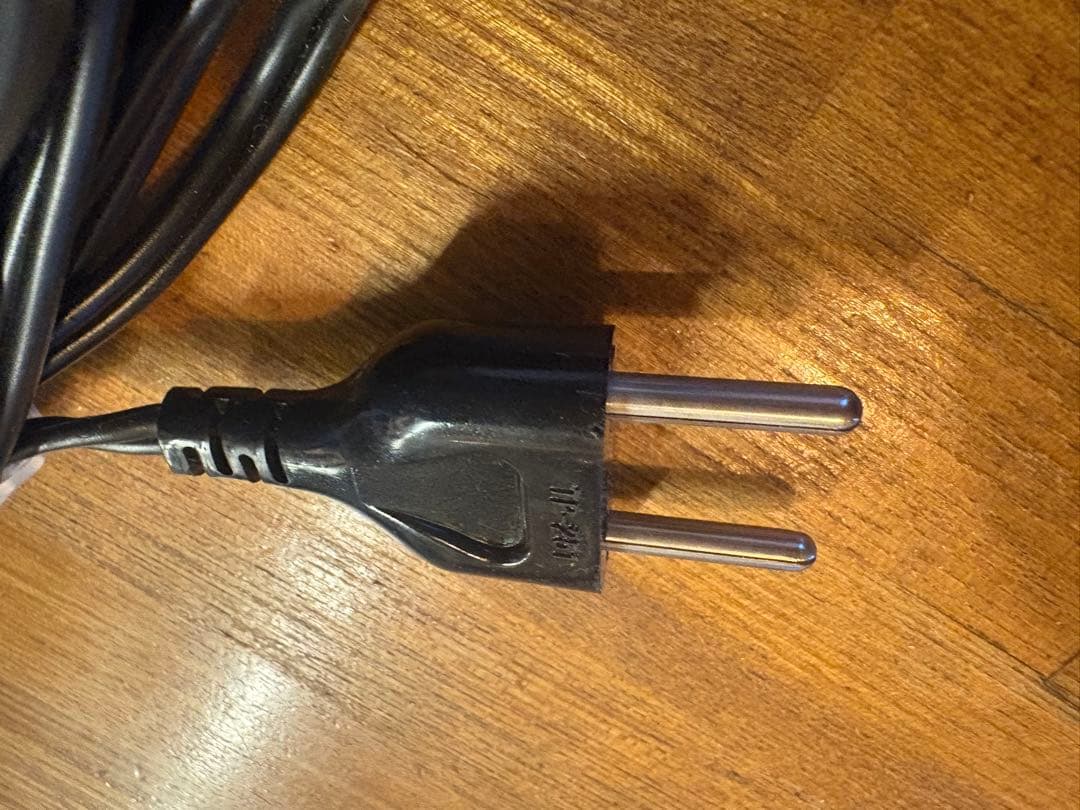 海外旅行駐在必携240V→100V 変圧器 1kVA 日本家電そのまま使用可