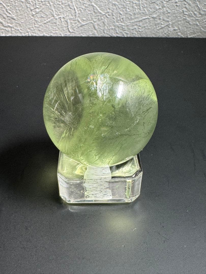 中国産 グリーンアップルフローライト スフィア 高品質 虹あり 透明感抜群