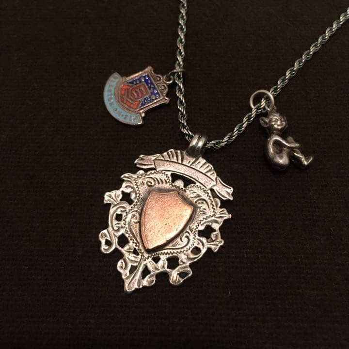 アンティークフォブ ネックレス