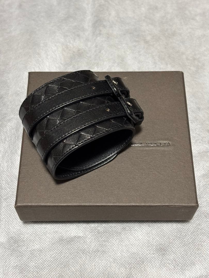 横*ん様 【美品】Bottega Veneta メンズバングル レザー ブラック