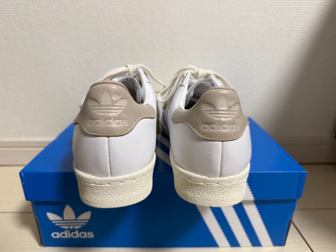 【アディダスオリジナルス】TOMORROWLAND SUPERSTAR LUX