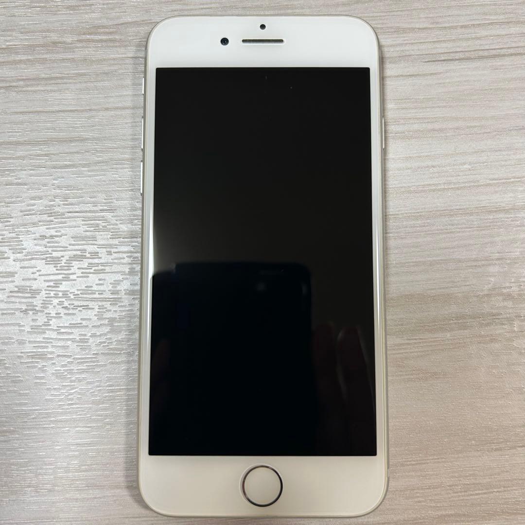 iPhone8 64GB シルバー SIMフリー