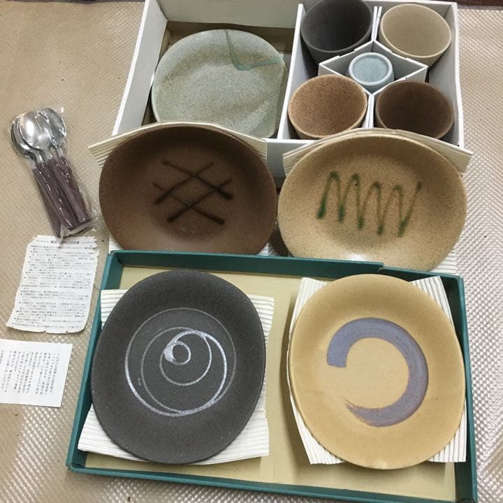 0581　美濃焼 深山窯 皿 コップ スプーン 5客セット