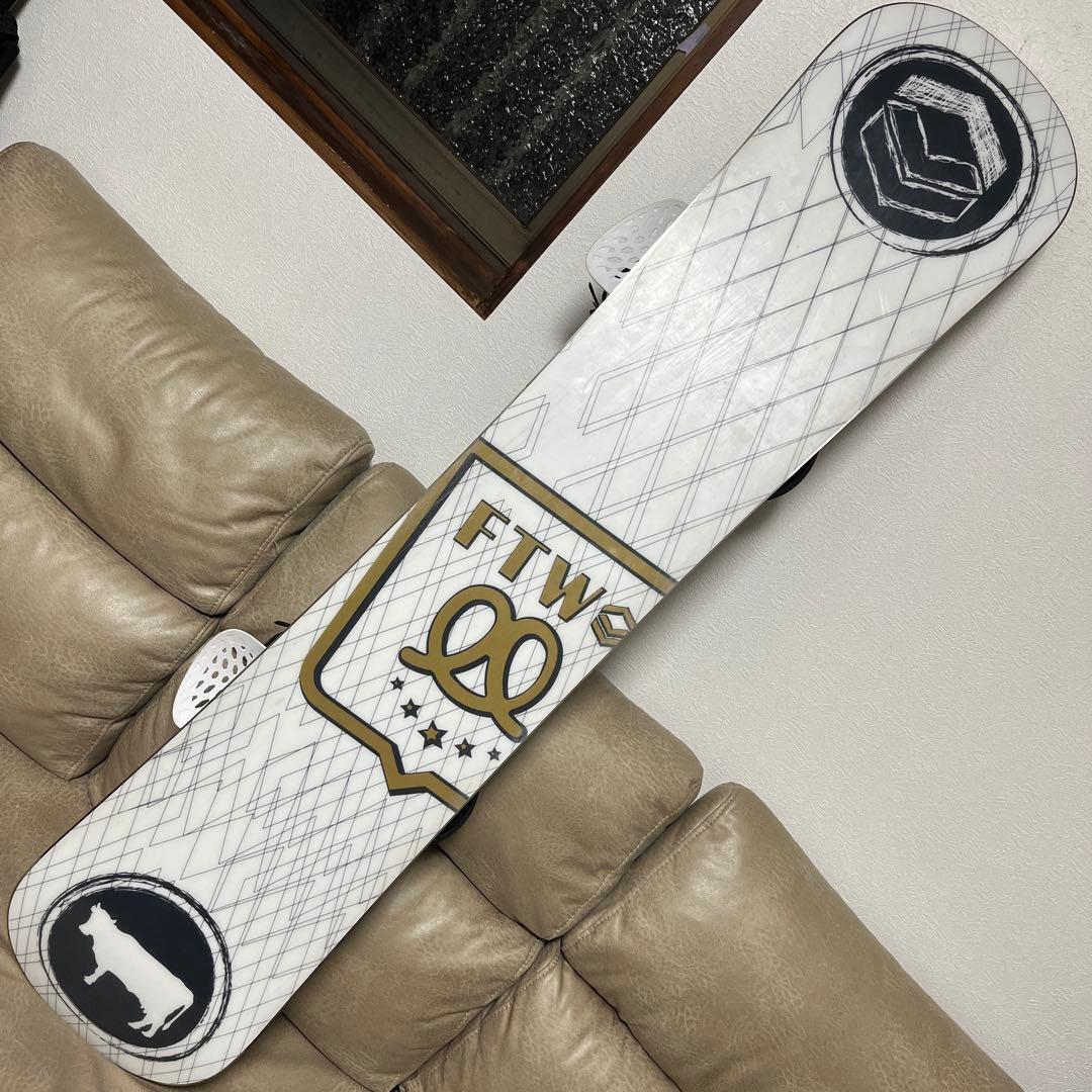 グラトリ専用機 FNTC（FTWO ）TNT 144 × FLUX PR