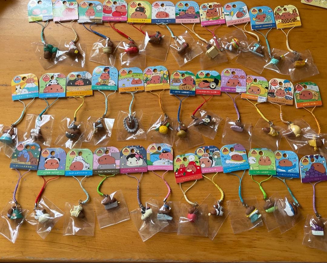 【おまとめ】カピバラさん　ご当地ねつけストラップ　35個セット　新品未使用