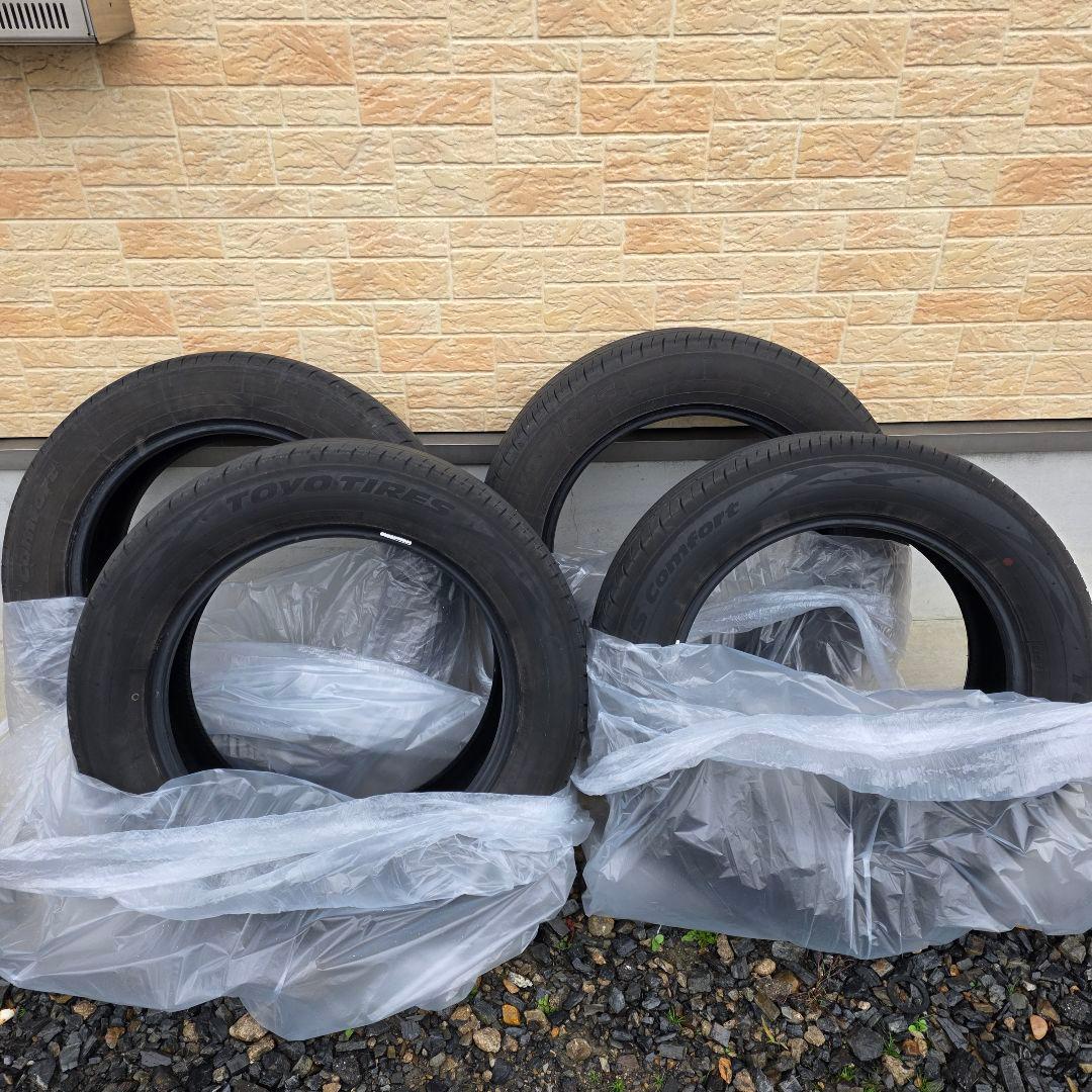 アルファード40　純正タイヤ