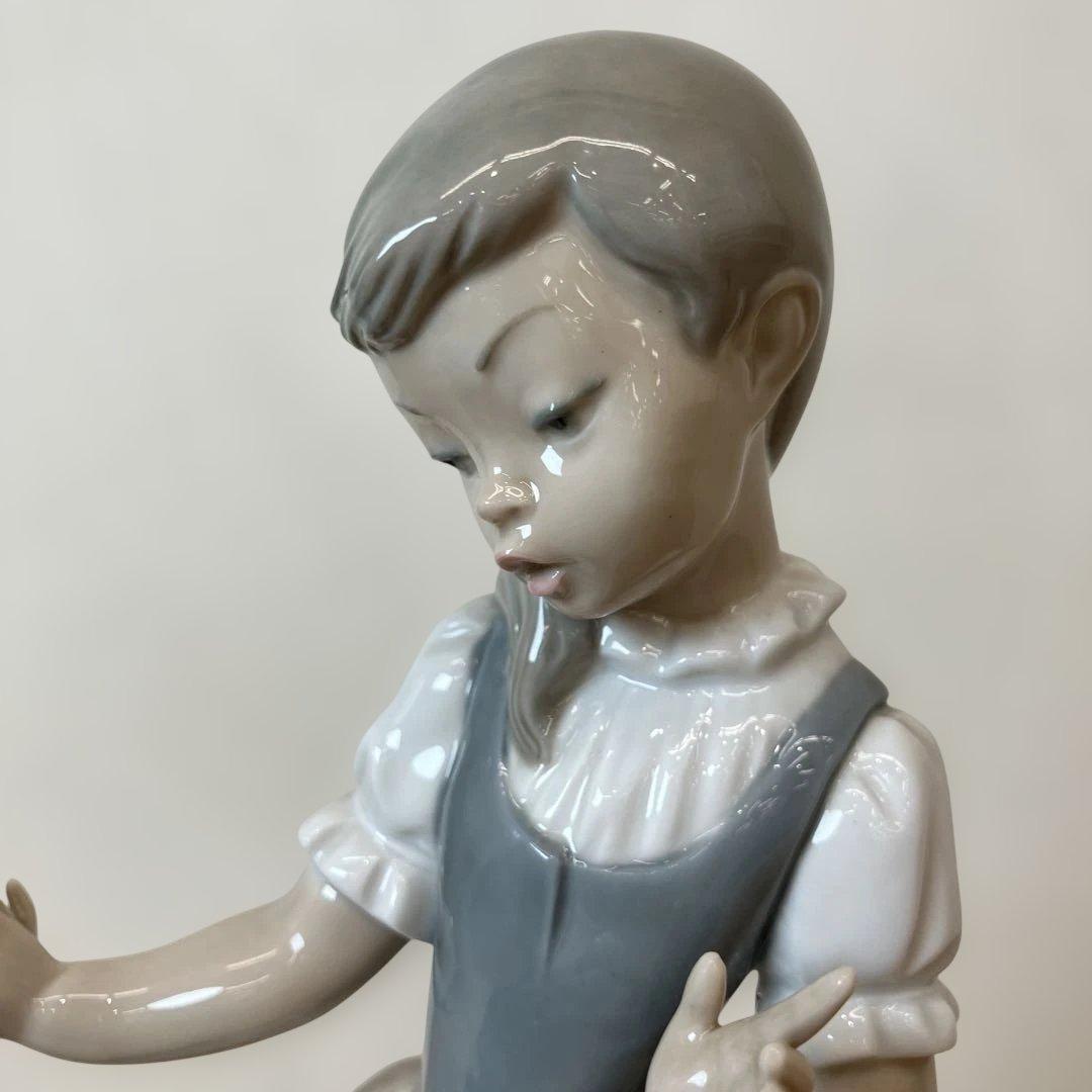 LLADRO NAO リヤドロ フィギュリン 少女と壊れたジャー 置物