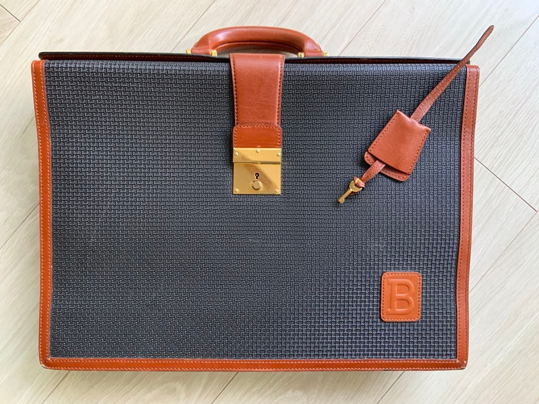 値下げVINTAGE オールドバリーレトロ鍵付ブリーフケースOLD BALLY