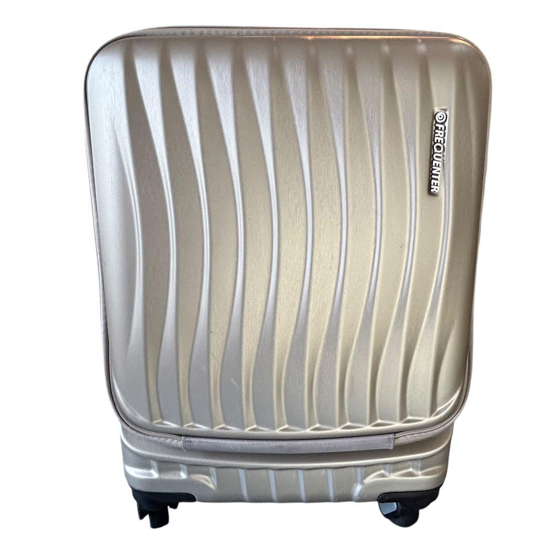 フリクエンター　スーツケース クラムアドバンス 機内持込可 34L TSAロック