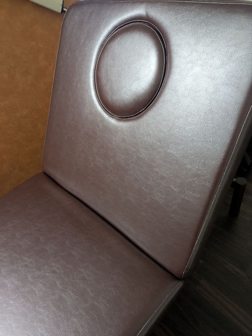 引き下げ間近！送料込み『エステマッサージベッド』手動式昇降リクライニング