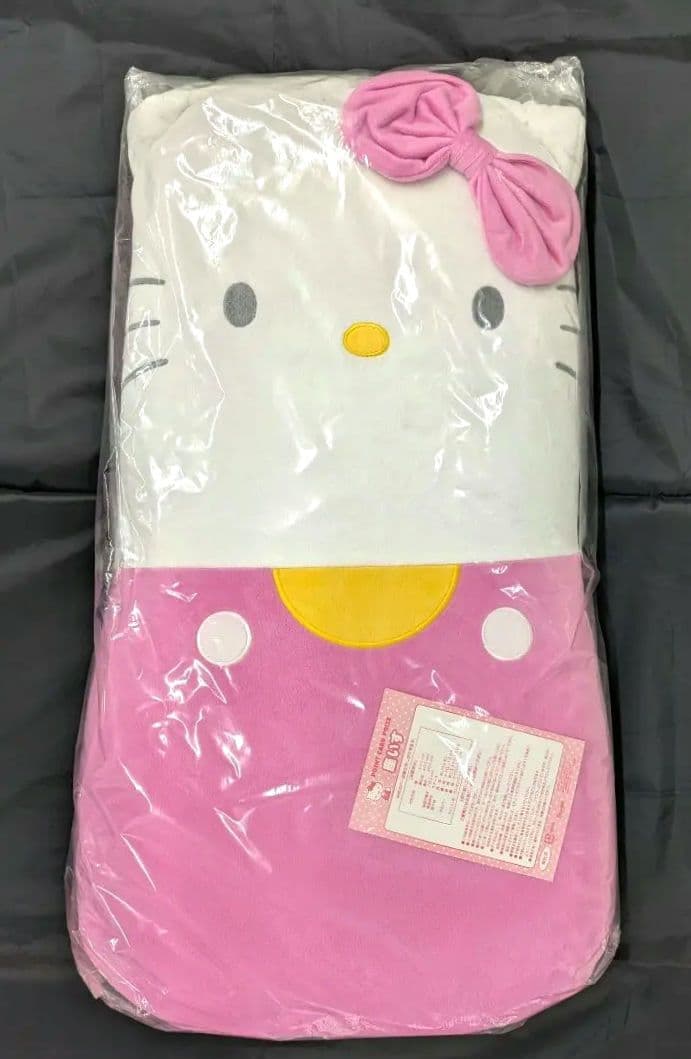 ハローキティ　座椅子　新品未使用非売品　2008