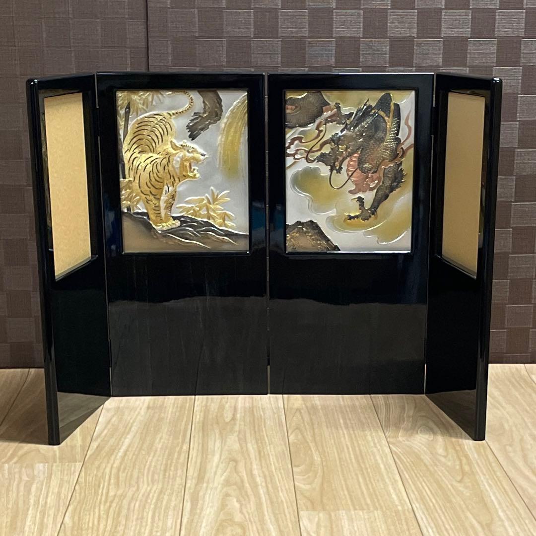 五月人形　屏風18号　彫金龍虎　トラ