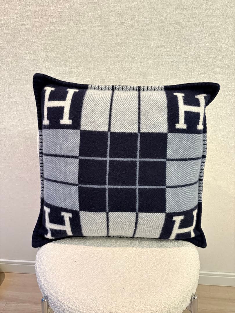 エルメス　クッション　アヴァロン